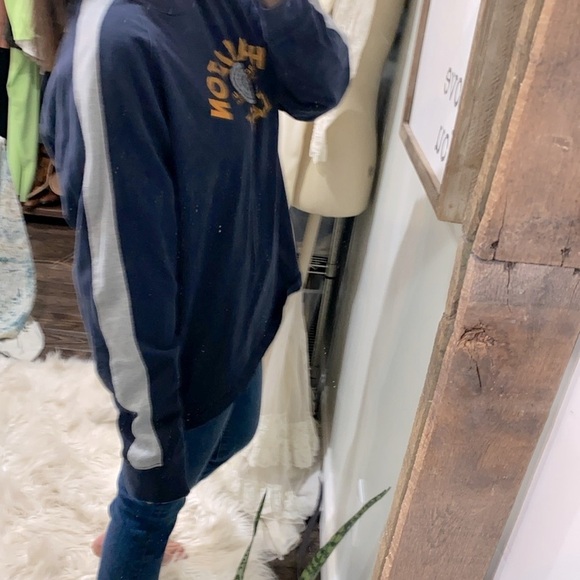 Old navy vintage blue sweatshirt size XLarge Hamilton east graphic - Picture 3 of 6